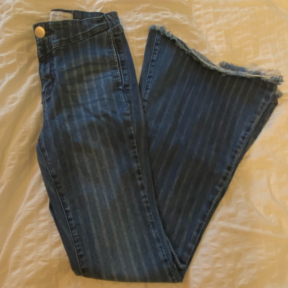 Like new- Uniq By Litz Bellbottom flare jeans